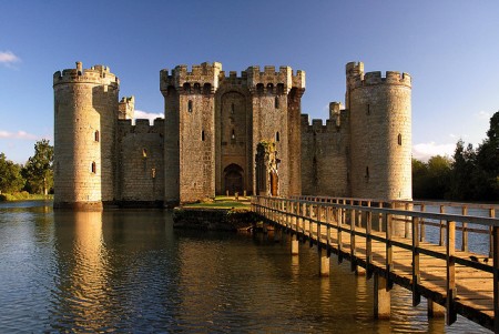 castelul Bodiam din Anglia